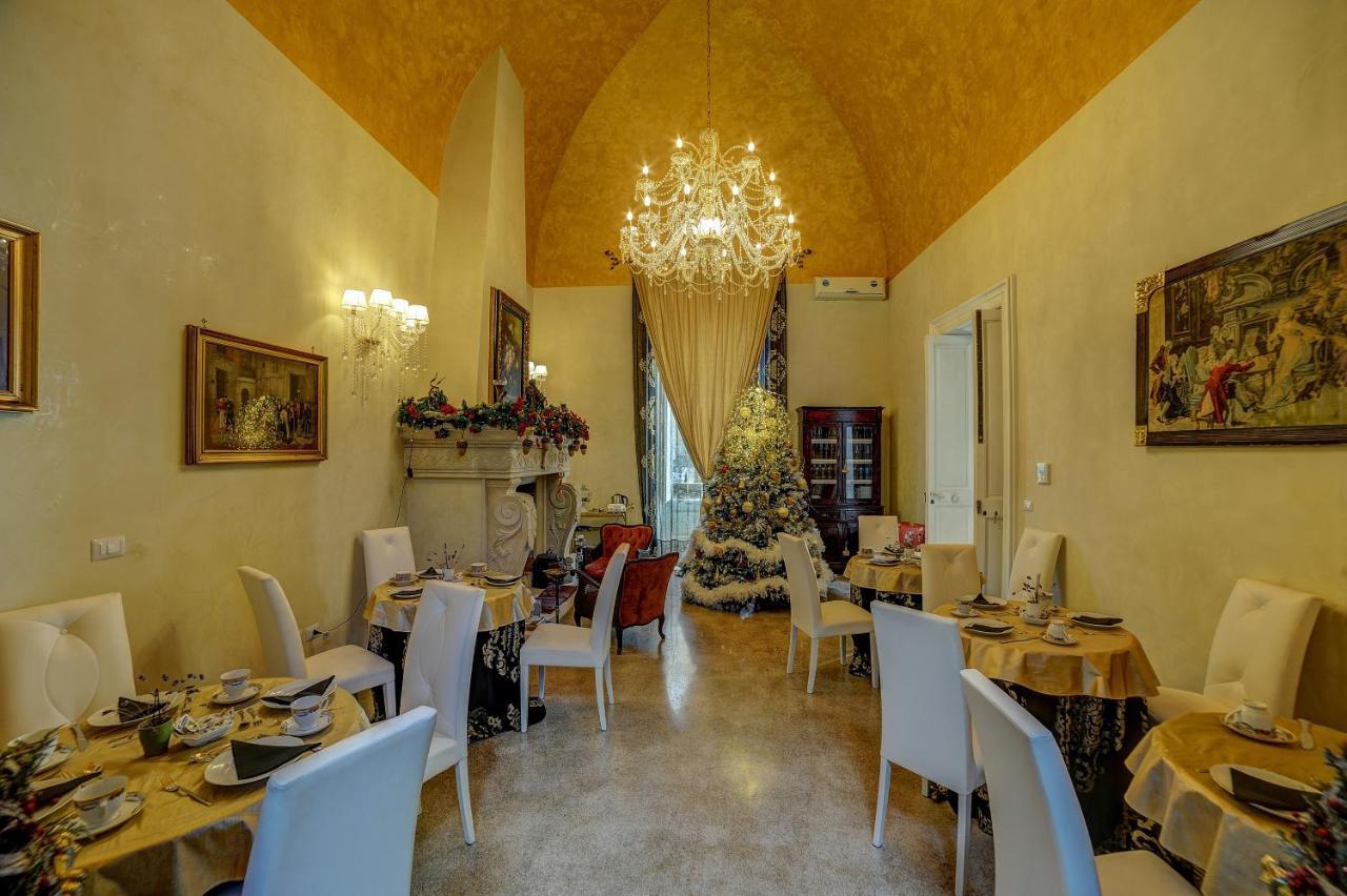 La Dimora Delle Rondini Bed & Breakfast Galatina Luaran gambar